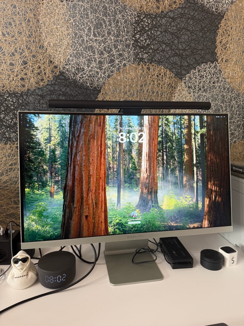 4 года назад я перешёл с винды на мак, подключил свой старый 2K монитор и вообще не понял прикола. 2