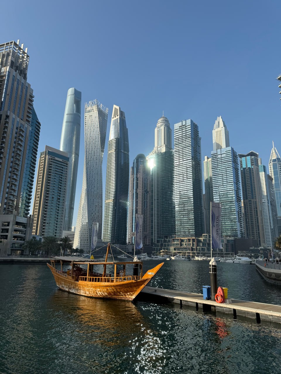 Я собираюсь в свой первый отпуск в этом году, а значит пора всё-таки немного рассказать, как я провел предыдущий отпуск. 2